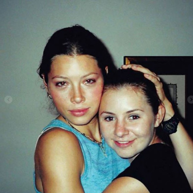 Beverley Mitchell, Jessica Biel